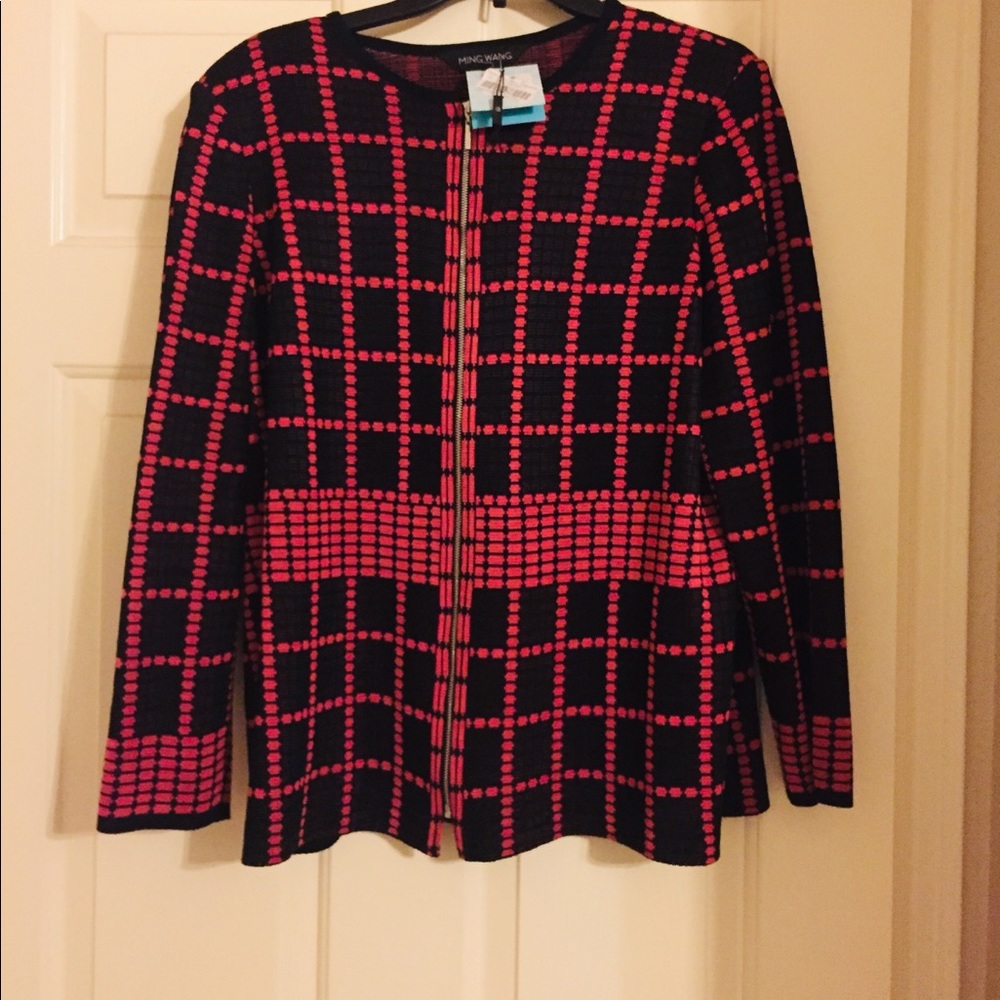Stunning Ming Wang zip front Jacket